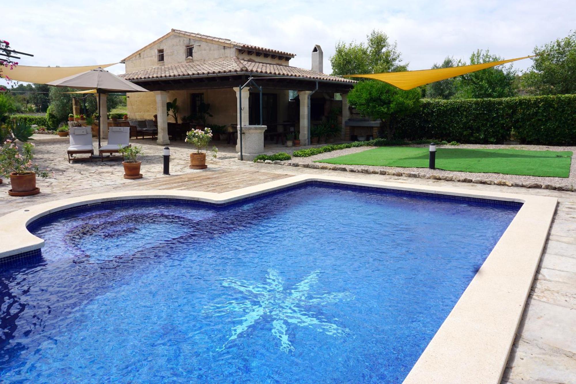Sa Caseta Country house *